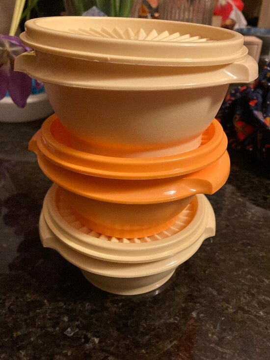 3x Tupperware Containers - Picture 1 of 6
